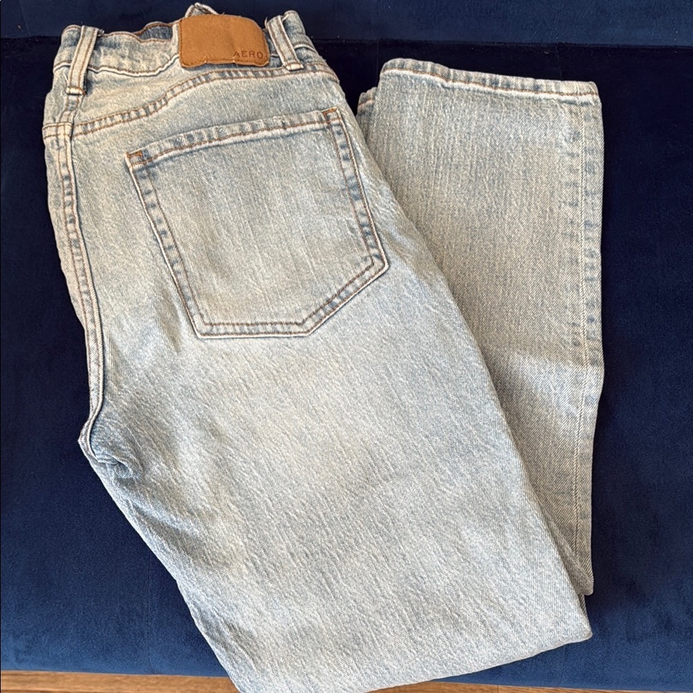 Women's Light Blue Jeans
